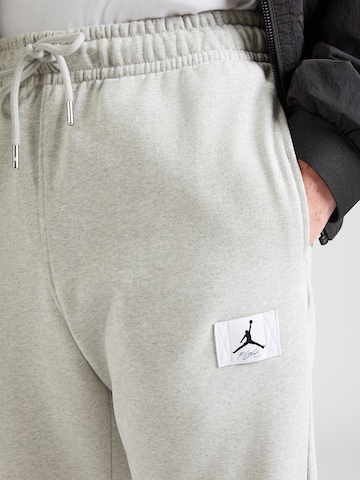 pelēks Jordan Pakapēniski sašaurināts piegriezums Bikses