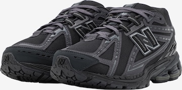 new balance Matalavartiset tennarit '1906' värissä musta: etupuoli