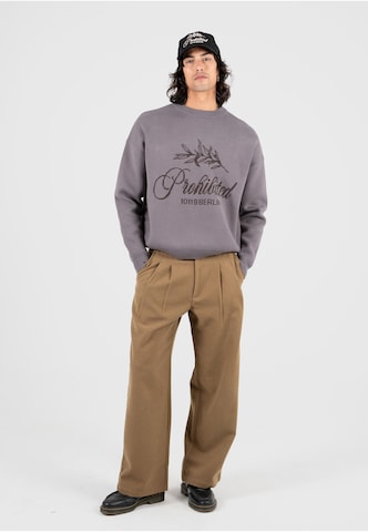 Prohibited Pullover in Grau