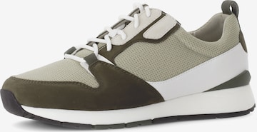 Pius Gabor Sneakers in Green: front
