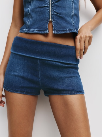 Pull&Bear Skinny Jeansy w kolorze niebieski