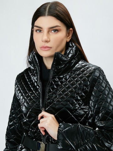 Influencer Winter jacket in Black