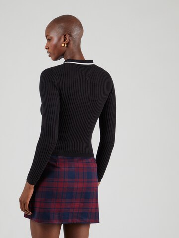 Tommy Jeans Sweater 'ESSENTIAL' in Black
