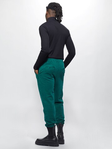 Young Poets Tapered Pants 'Maleo' in Green