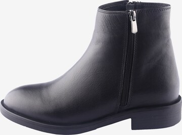 D.MoRo Shoes Ankle Boots 'Zmira' in Black: front