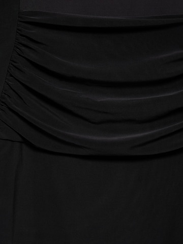 Tricou de la Pull&Bear pe negru