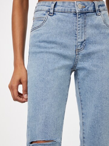 Cotton On Slimfit Jeans i blå