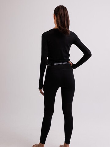 CASH-MERE.CH Regular Weatherproof pants in Black