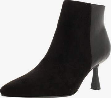 BULLBOXER Ankle Boots in Black: front