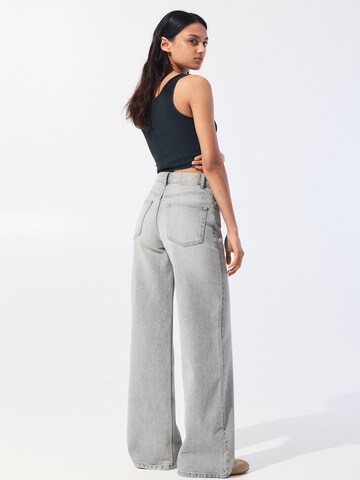 Wide Leg Jean Pull&Bear en gris