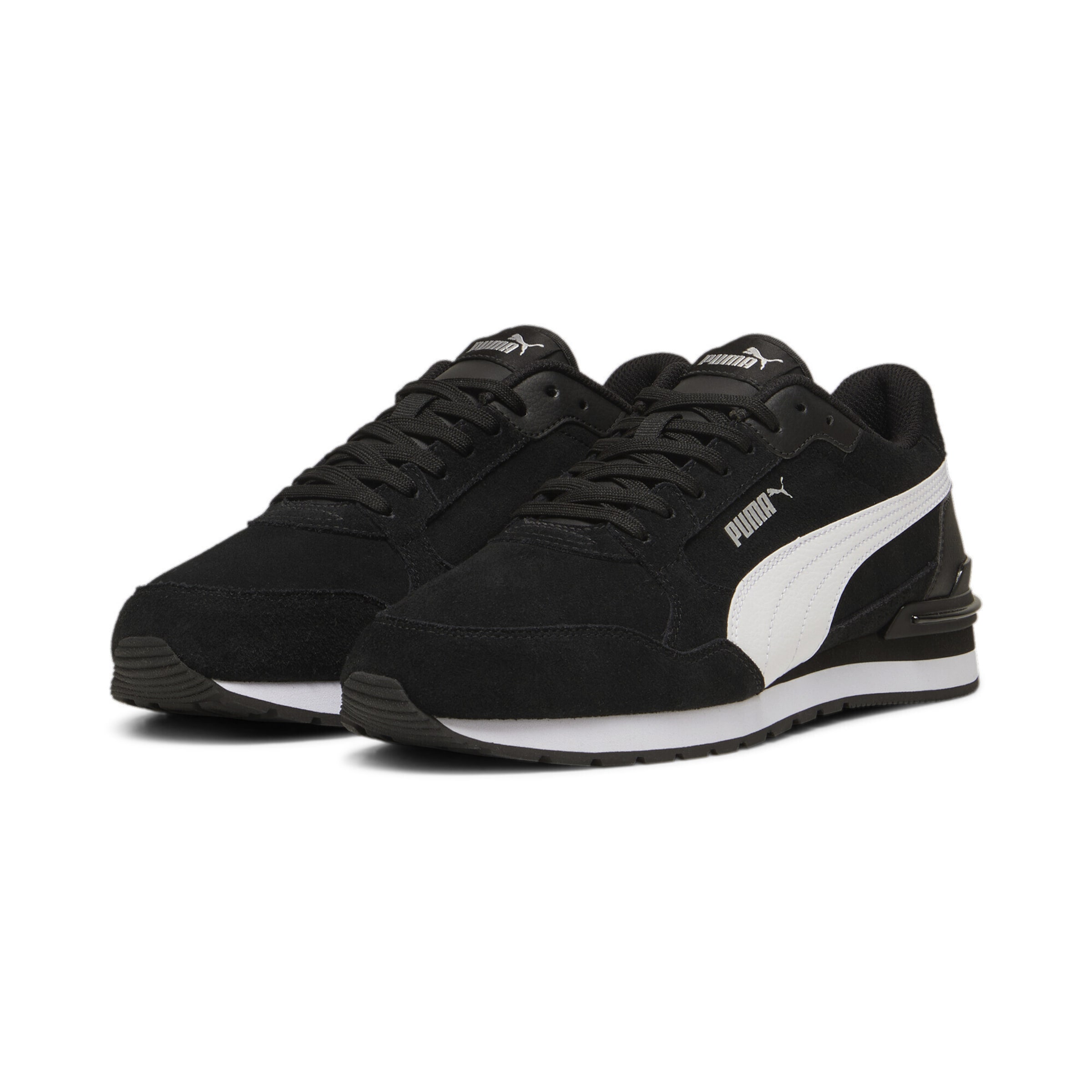 PUMA Platform trainers 'ST Runner v4' in Black