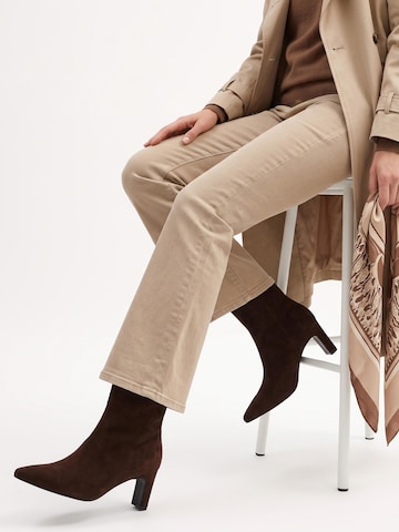 VENEZIA Ankle boots 'Venezia' in Brown