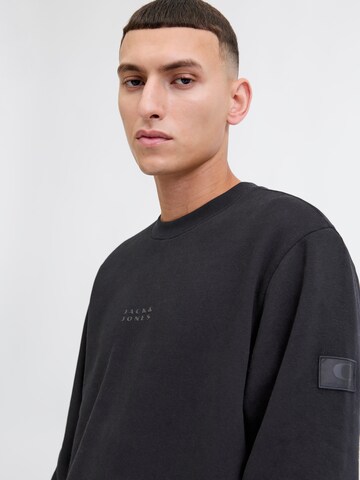 JACK & JONES Sweatshirt in Black