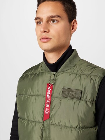 ALPHA INDUSTRIES Γιλέκο σε πράσινο