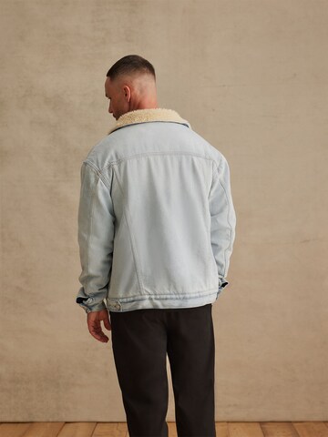 DAN FOX APPAREL Between-Season Jacket 'Tim' in Blue