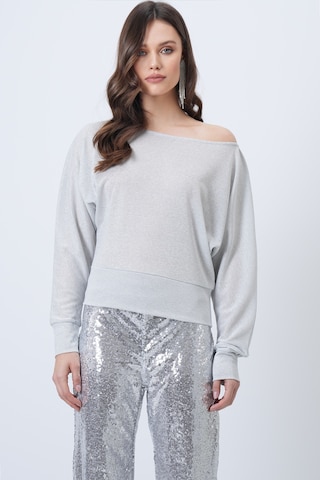 Trend Alaçatı Stili - Camiseta en gris: frente