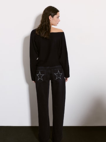 Pull&Bear Svetr – černá