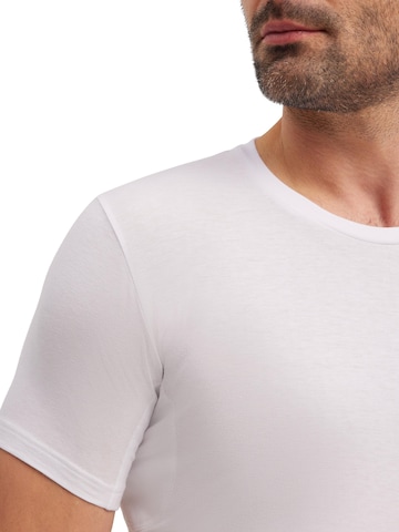 FALKE Undershirt in White