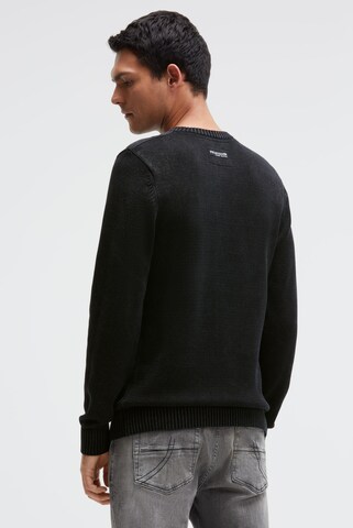 CAMP DAVID Sweater in Black