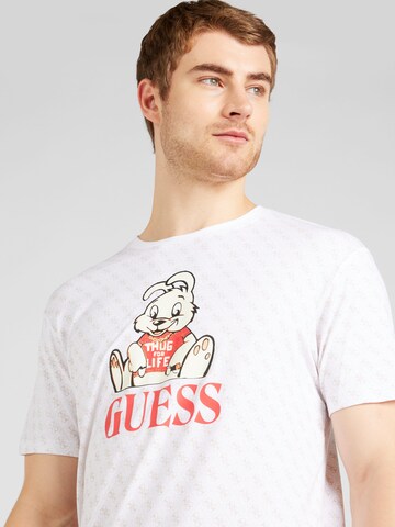 GUESS - Camiseta 'BANKSY' en blanco