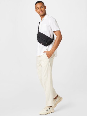 Regular Pantalon à plis 'Martin' SELECTED HOMME en blanc