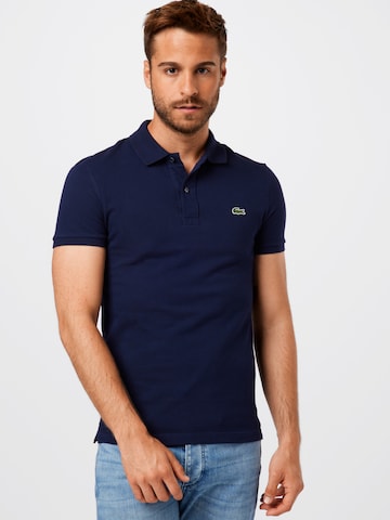 LACOSTE Slim Fit Тениска в синьо: отпред