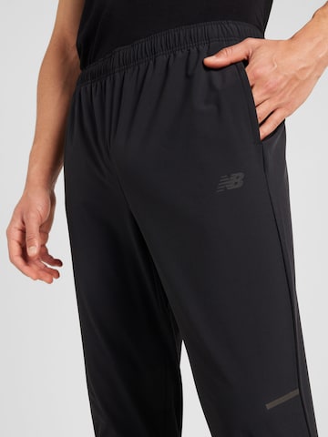 new balance Дънки Tapered Leg Спортен панталон 'Essentials Active S' в черно