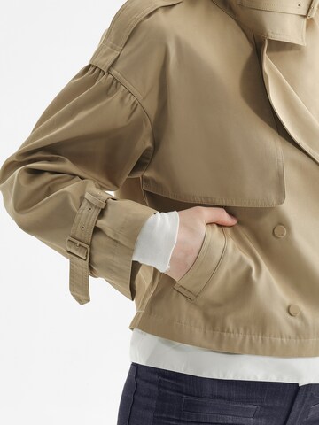 TorWeit Between-Seasons Coat 'Double-breasted cropped trench coat' in Green