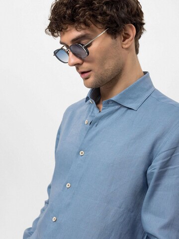 Antioch Regular fit Button Up Shirt in Blue