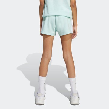 ADIDAS SPORTSWEAR Regular Sportshorts 'Essentials' in Grün
