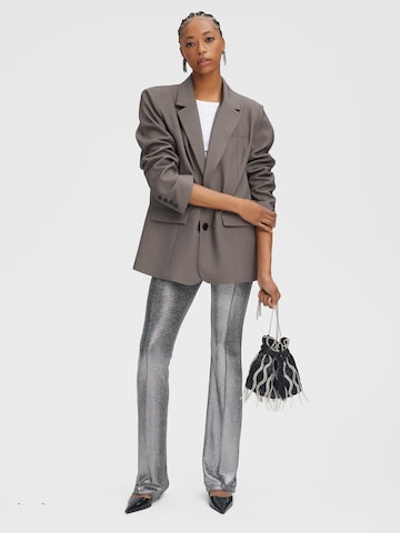 Gestuz Flared Pants 'Eira' in Silver