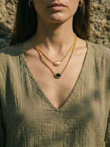 Nemomatheo Necklace 'Yin Yang Glow' in Gold: front