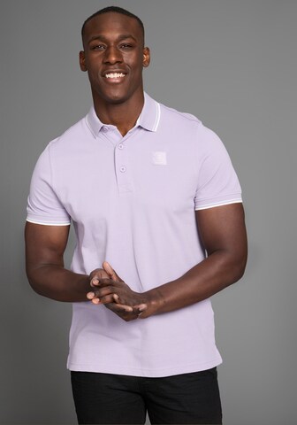 DELMAO Poloshirt in Lila: Vorderseite