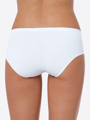 Slip 'Invisible' di Yenita in bianco