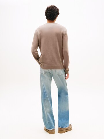 Tommy Jeans Pullover 'ESS' in Grau