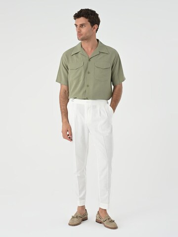 Antioch Regular fit Button Up Shirt in Green