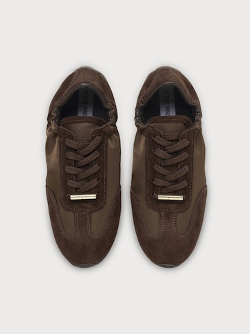 STEVE MADDEN Sneaker low 'Bobby' i brun