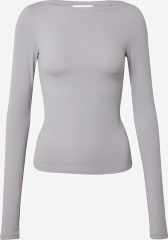 ABOUT YOU x irinassw Shirt 'Biba' in Grey: front