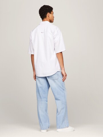Tommy Jeans Comfort fit Button Up Shirt in White