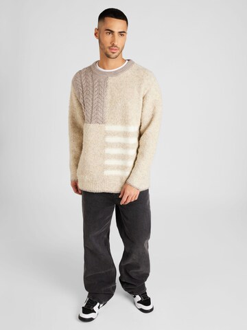 TOPMAN Sweter w kolorze beżowy