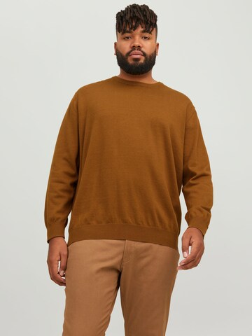 Jack & Jones Plus Pullover in Braun: Vorderseite