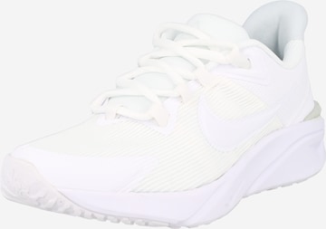 NIKE Sportschoen 'Star Runner 4' in Wit: voorkant