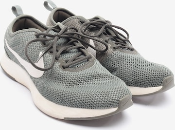 NIKE Turnschuhe / Sneaker 38,5 in Grün: Vorderseite