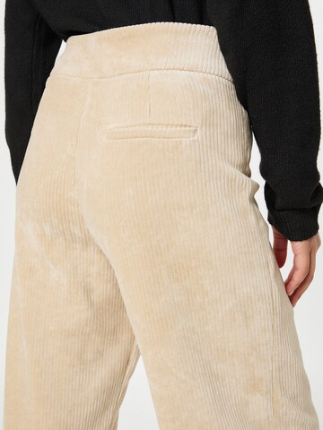 OPUS Szeroka nogawka Spodnie w kant 'Misha' w kolorze beżowy