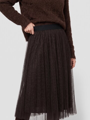 Olsen Skirt in Brown