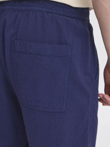Regular Pantalon chino BLEND en bleu