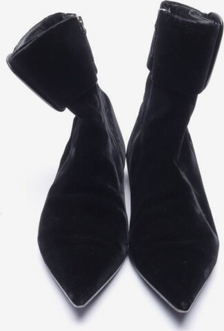 Emporio Armani Dress Boots in 41 in Black