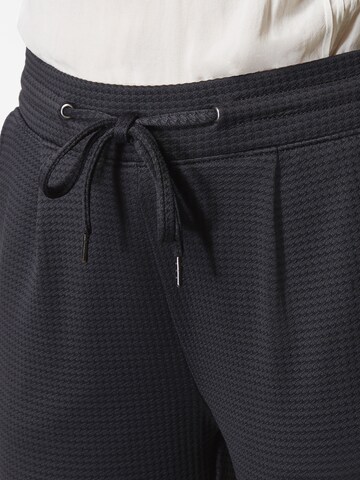 PADDOCKS Regular Pants in Black