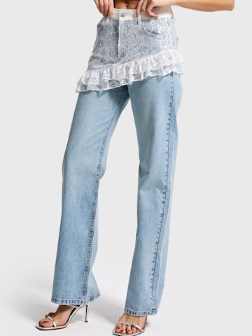 Regular Jean 'LACE STRAIGHT HIGH RISE JEANS' IT'S BASIC en bleu