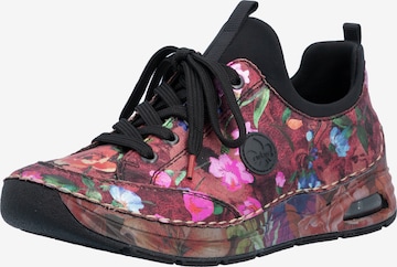 Baskets basses Rieker en rose : devant